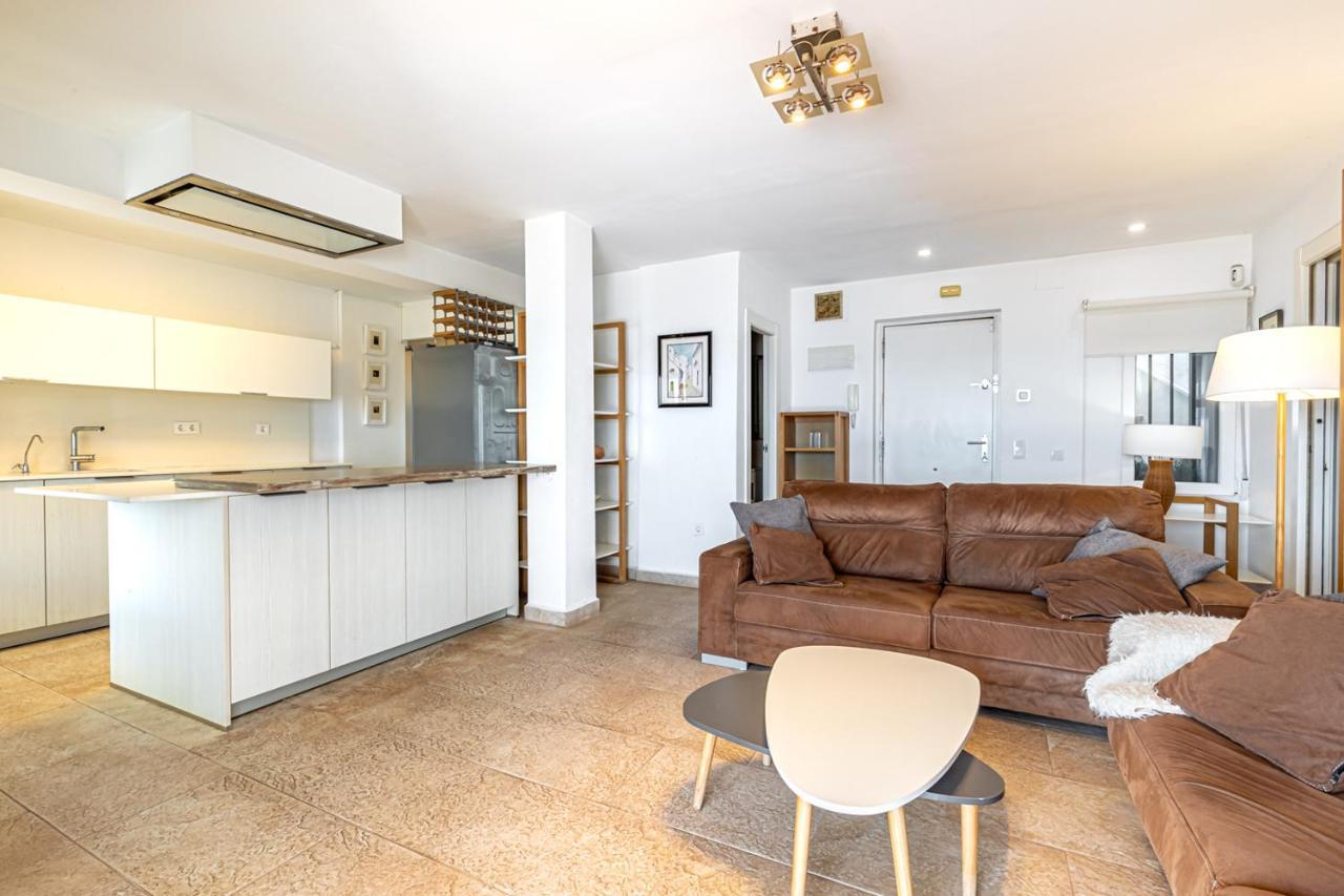Beachfront Bliss: Apartamento A Pie De Playa อาลิกันเต ภายนอก รูปภาพ